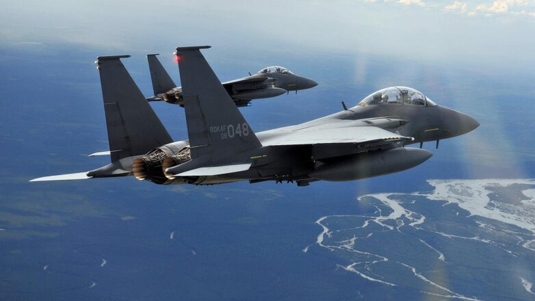 СМИ: Южная Корея и США провели совместные учения ВВС в ответ на пуск ракеты КНДР