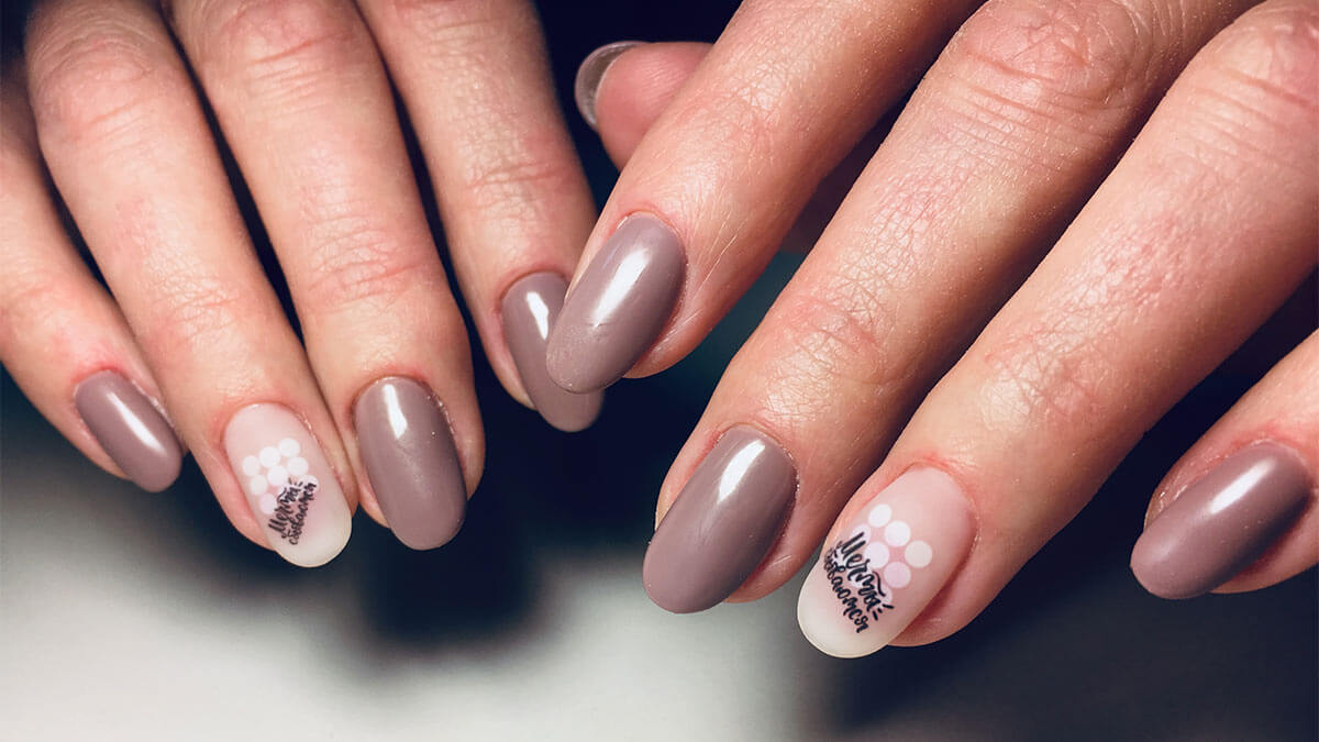 Кофейный цвет ногтей