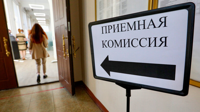 Поступить из колледжа в вуз без ЕГЭ можно будет только на схожую специальность