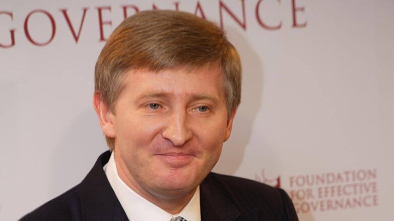 В Крыму национализируют имущество украинских олигархов Ахметова и Коломойского