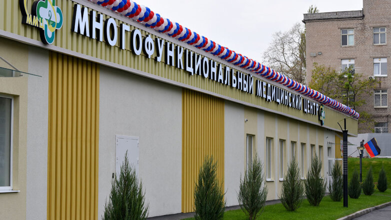 Шойгу проверил работу по восстановлению инфраструктуры Донбасса