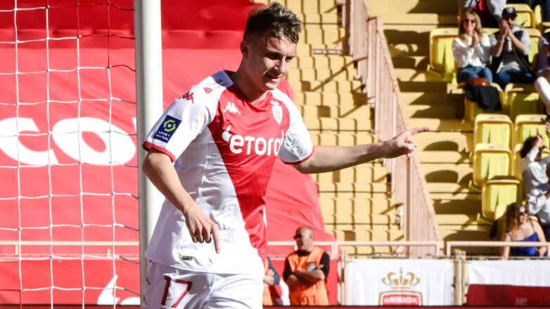 Мяч Головина помог "Монако" победить "Лорьян" в чемпионате Франции