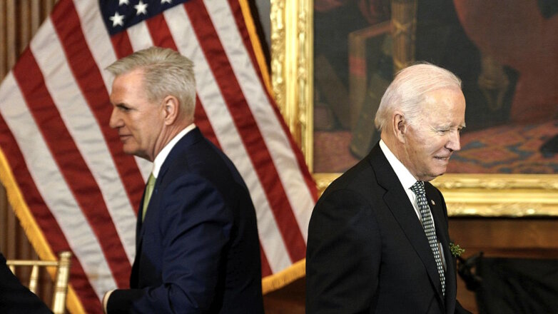 Politico: в Белом доме боятся дефолта США из-за нежелания Байдена говорить с Маккарти