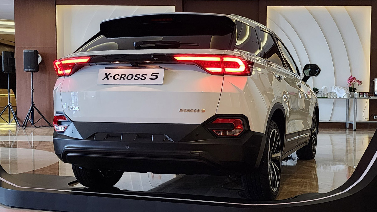 Лада X-Cross 5