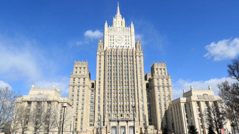 Временного поверенного в делах Чехии вызвали в МИД России