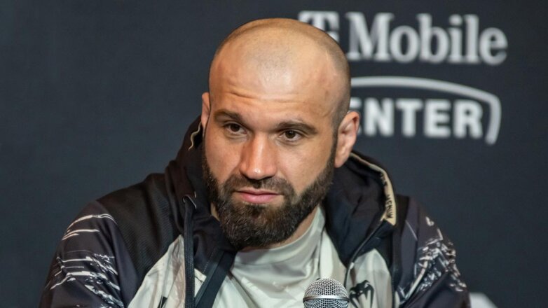 Мурзаканов единогласным решением судей победил Джейкоби на турнире UFC