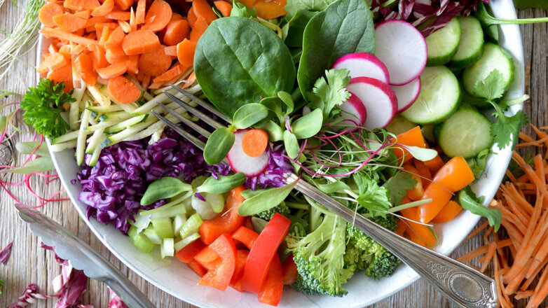 Диетолог назвала 3 основных принципа здорового питания