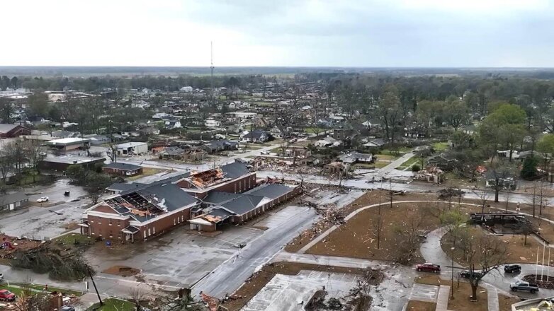В США девять человек стали жертвами урагана и торнадо
