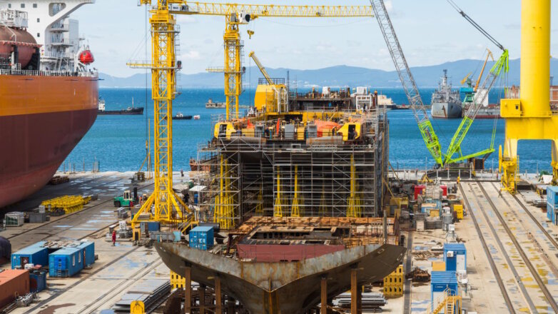 Президент РФ заявил о планах построить в России около 260 судов до 2028 года