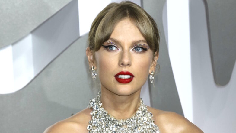 СМИ: Тейлор Свифт и Джо Элвин расстались после шести лет отношений