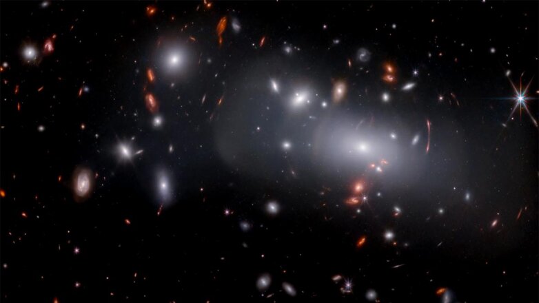 James Webb обнаружил крошечную раннюю галактику с высокой скоростью звездообразования