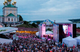 Дачный фестиваль имени Шаляпина в Плёсе соберет на одной сцене звезд оперы, балета и кино