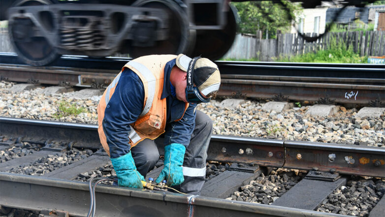 В Крыму восстановили техническое движение на месте схода вагонов
