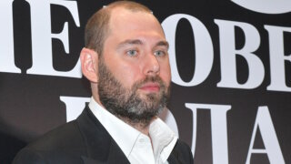 На уехавшего из России комика Слепакова завели уголовное дело