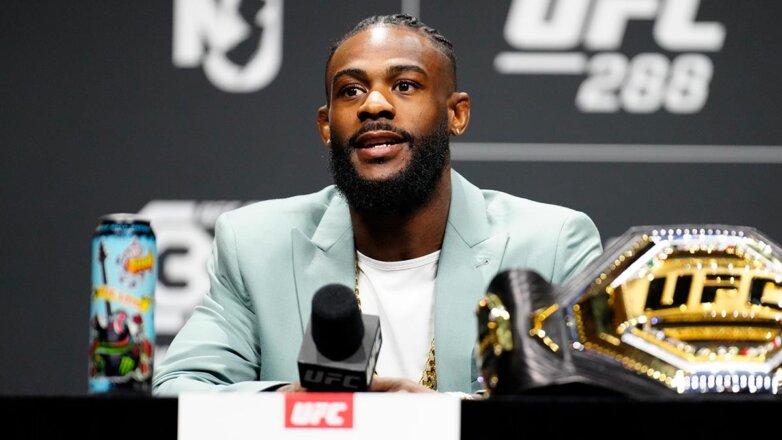 Стерлинг победил Сехудо и защитил пояс UFC в легчайшем весе