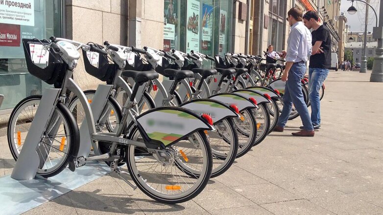 В Москве более 75% станций велопроката работают от батарей, заряжающихся от солнца