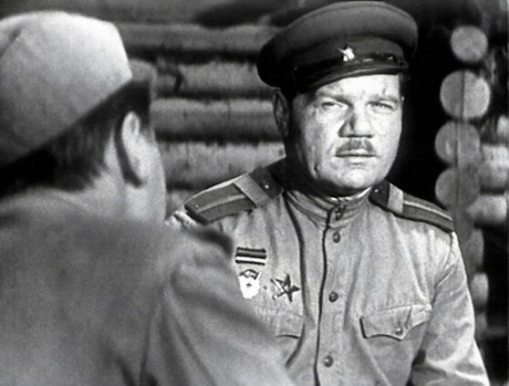 Михаил Пуговкин в фильме "Годен к нестроевой"