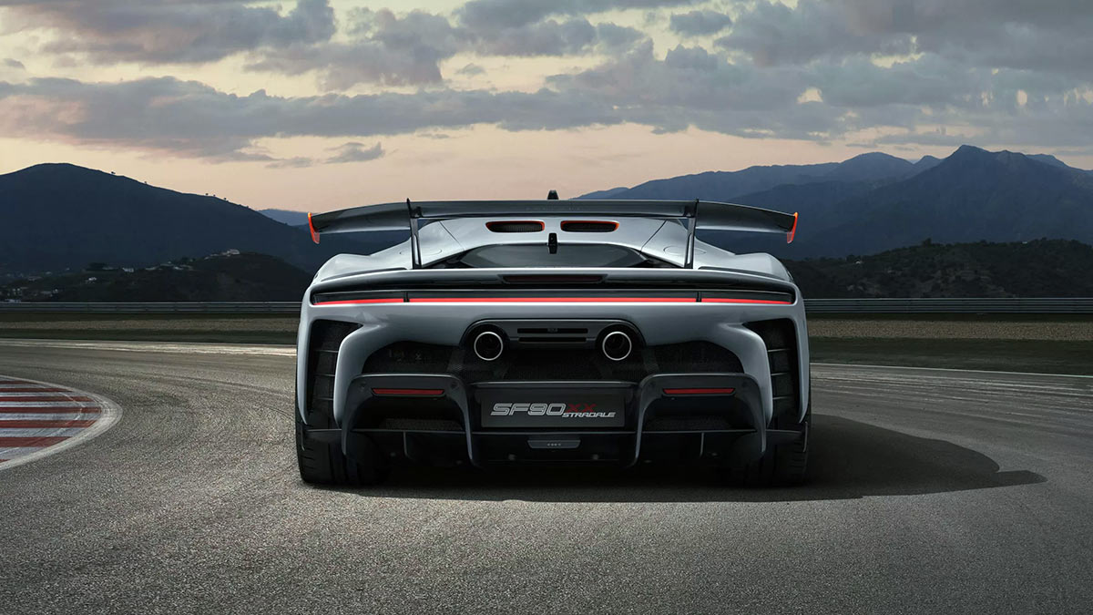 Ferrari SF90