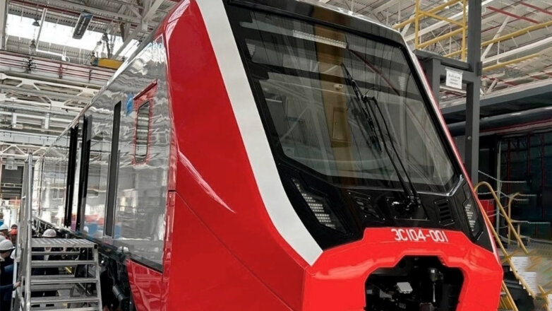 В России построили первую полностью отечественную "Ласточку"