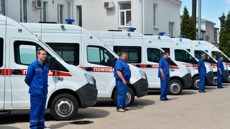 Мурашко заявил, что в новых регионах России обновлены все машины скорой помощи