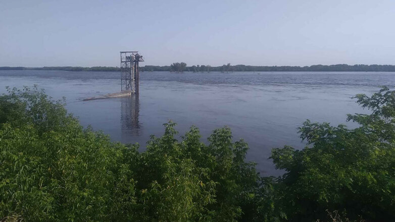 В Херсонской области начали эвакуацию жителей подтопленных домов