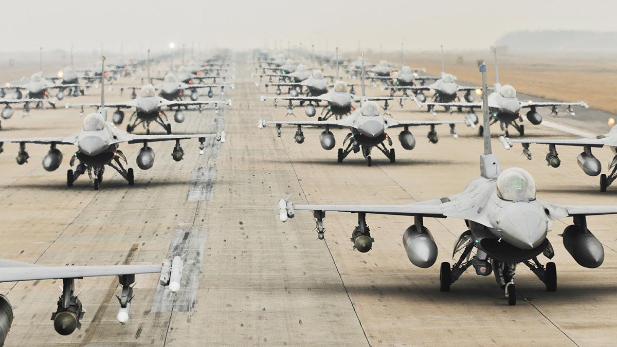 Истребитель F-16