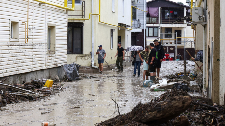 Вода сошла с подтопленных территорий в Туапсинском районе