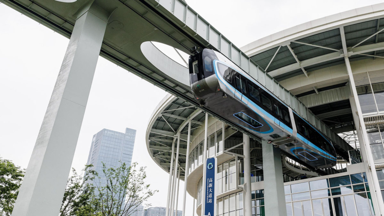 Дрон вам в помощь: какие бытовые задачи решают современные беспилотные системы