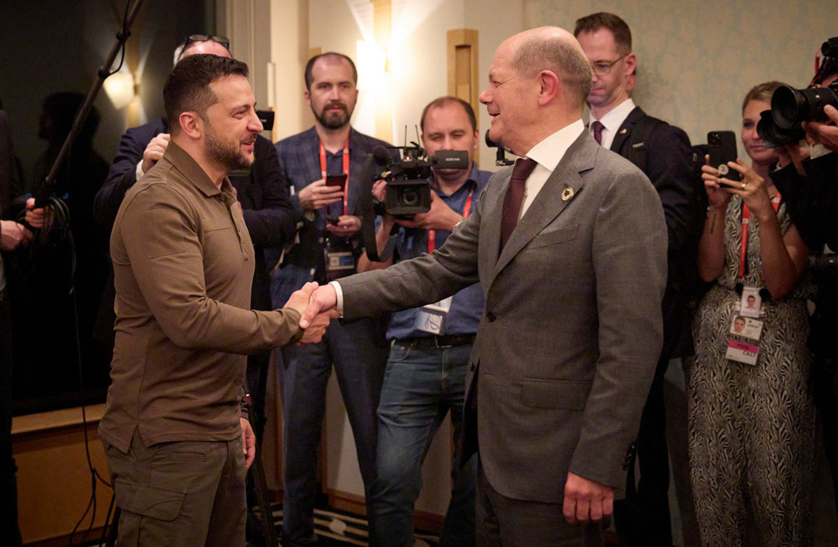 Президент Украины Владимир Зеленский и федеральный канцлер Германии Олаф Шольц