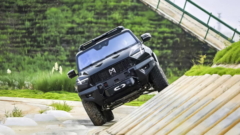 СМИ: Dongfeng привезет в Россию внедорожники серии Mengshi M-Hero