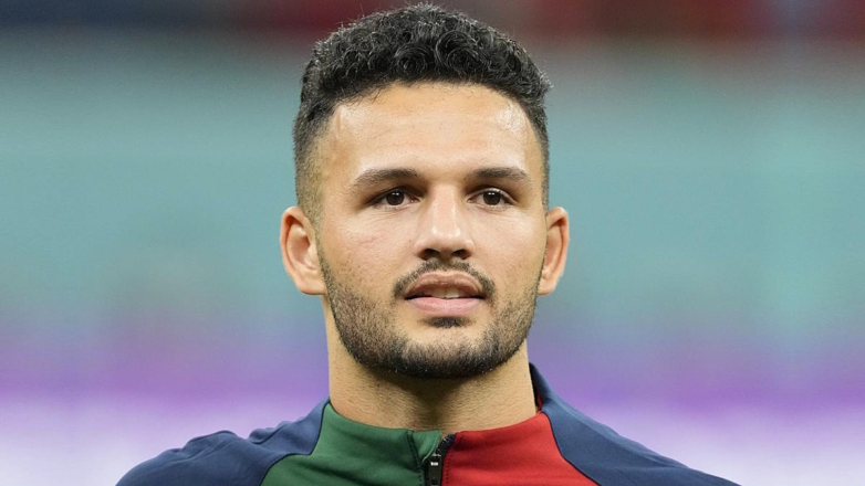 "ПСЖ" арендовал форварда "Бенфики"