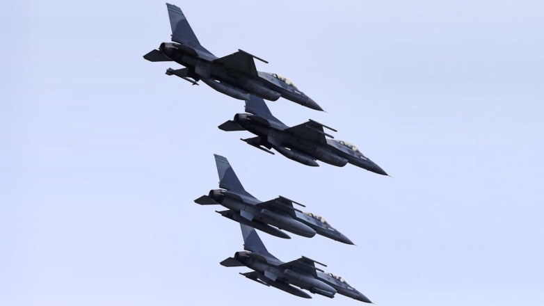 Украина надеется получить от Запада 128 самолетов