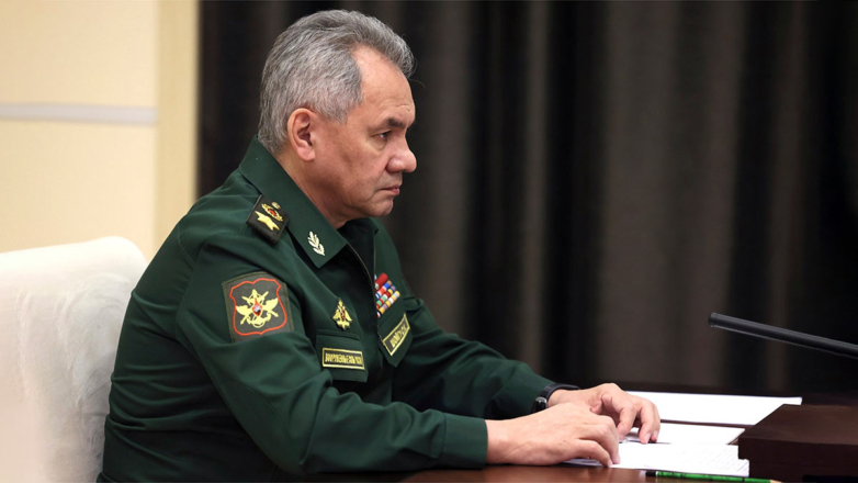 Шойгу попросили приравнять военкоров к участникам СВО