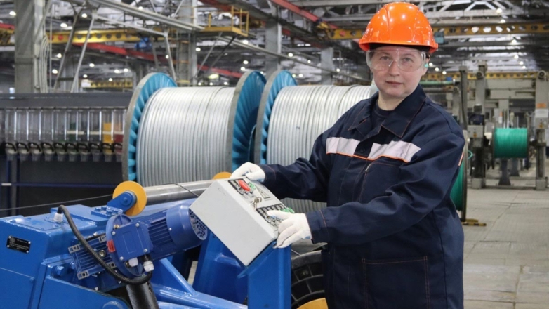 Новый станок на "Сибкабеле" увеличил производственные мощности