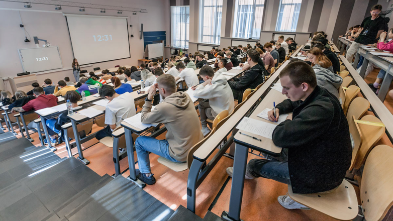 Рост по всем показателям: подведены итоги приемной кампании в вузы