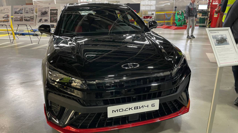 Собянин дал старт серийному производству нового автомобиля "Москвич 6"