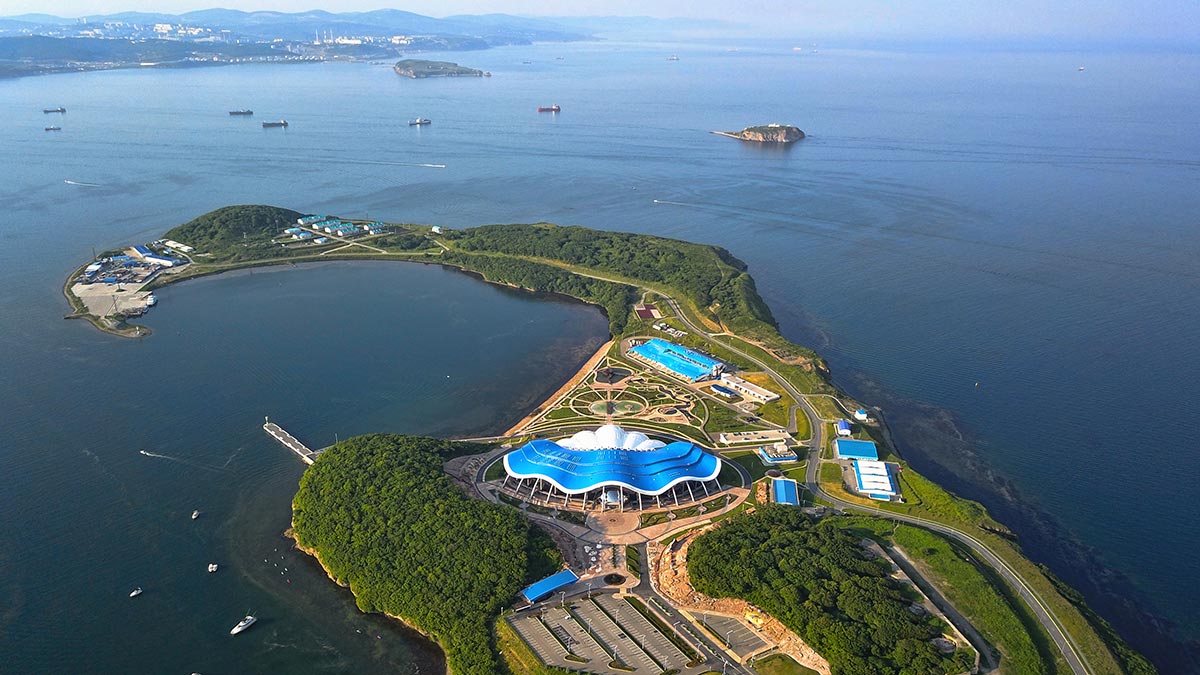 Остров Русский