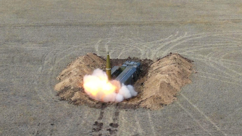 Комплексы "Искандер" вывели из строя эшелон с бронетехникой ВСУ