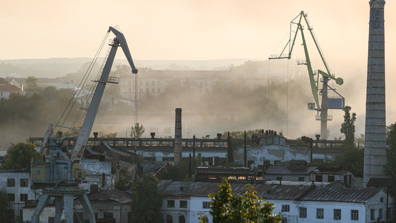 Минобороны РФ: поврежденные при атаке ВСУ на Севморзавод корабли восстановят