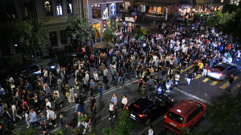 Тысячи протестующих в Ереване требуют отставки Пашиняна из-за Карабаха