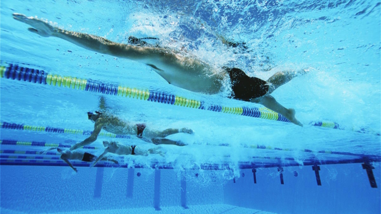 Международная федерация плавания сняла запрет на участие российских и белорусских спортсменов в командных дисциплинах