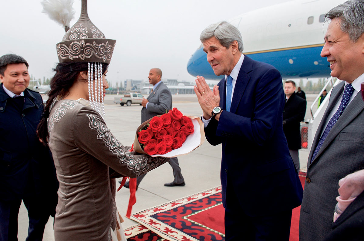 Госсекретарь США Джон Керри в Киргизии