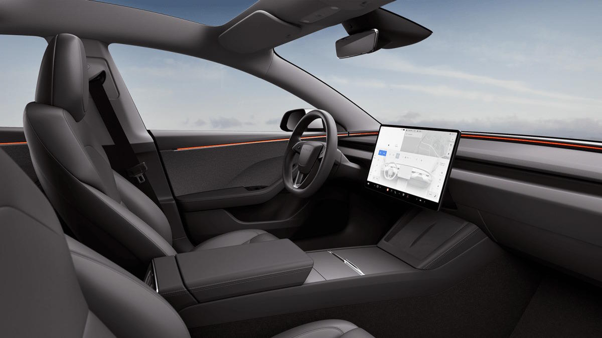 Tesla Model 3 салон