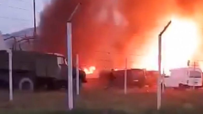 Мощный взрыв произошел на бензохранилище в Степанакерте