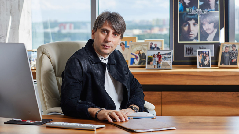 Роман Емельянов: "Радио смотрит в будущее со здравым оптимизмом"