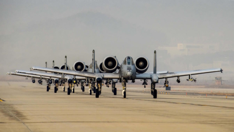 WSJ: США разместят в ОАЭ штурмовики A-10 для помощи Израилю