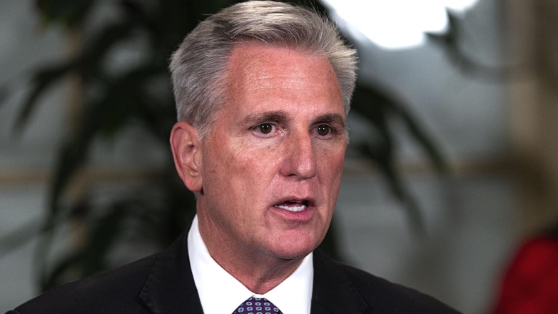 Спикера палаты представителей Маккарти отправили в отставку