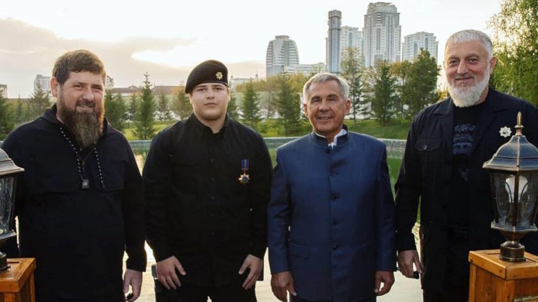 Справка "Профиля": кому и за что вручается орден "Дуслык"