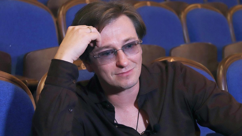 Справка "Профиля": биография Сергея Безрукова
