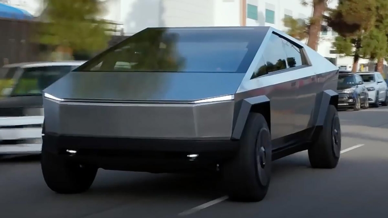 Tesla Cybertruck уже становится дефицитным